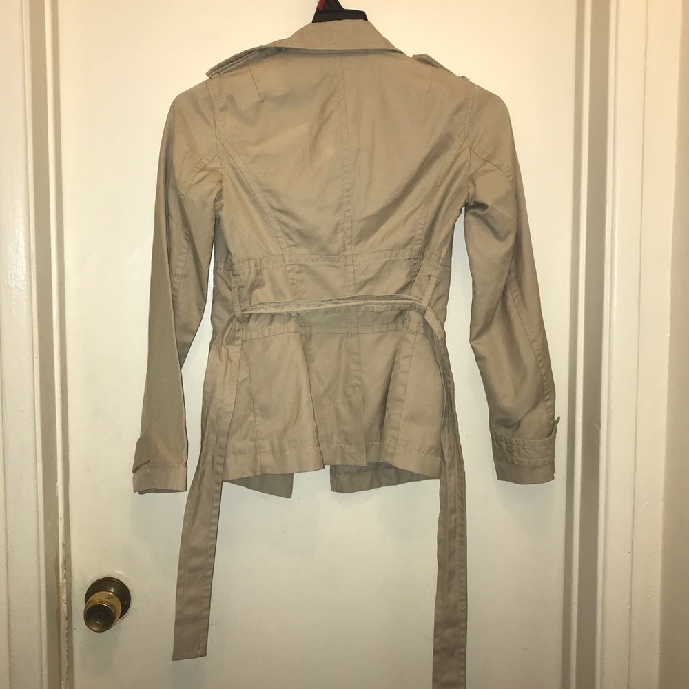 Cream coat - Picture 6 of 7